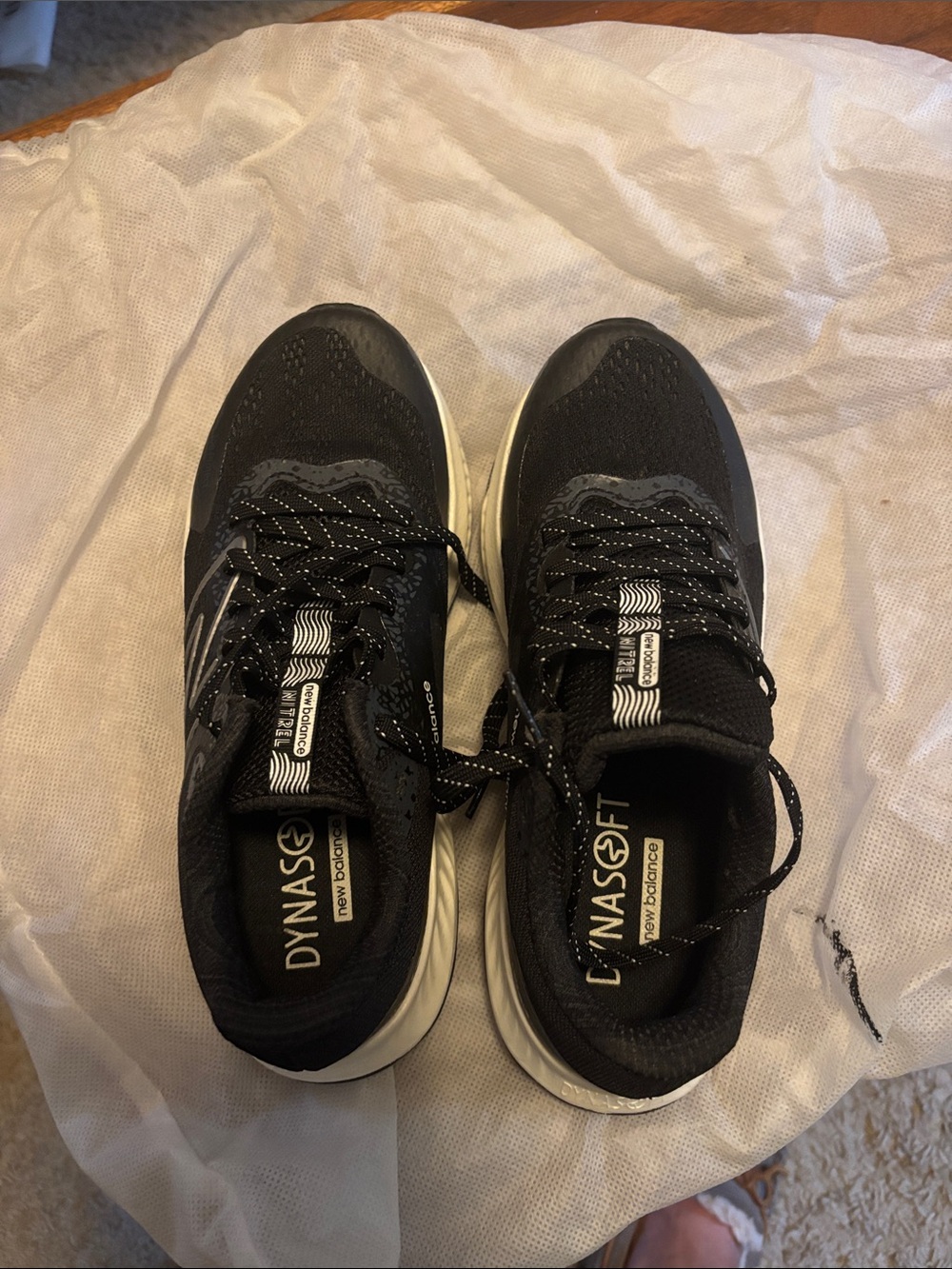 New Balance Women’s Black Dynasoft Running Shoes 6.5